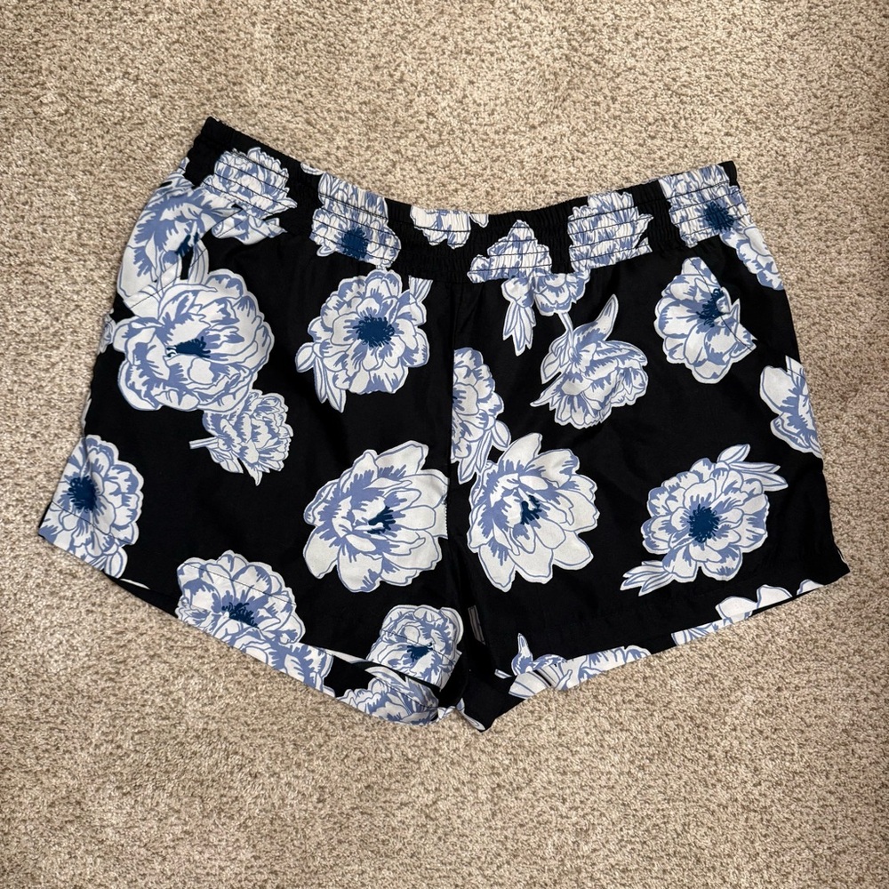 Mud Pie Black and Blue Shorts Floral Design